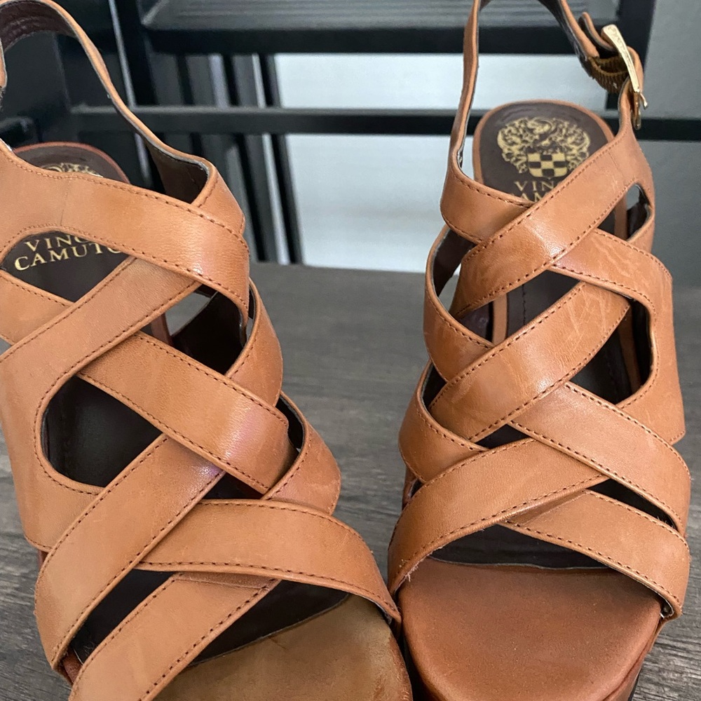 Vince Camuto Women’s Wedge Sandals Size 7 Cognac Color.